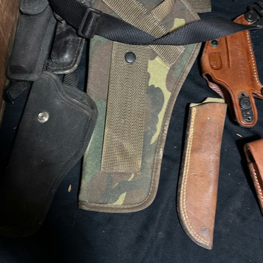 Assorted leather gun holsters and related gear - image 4 of 7