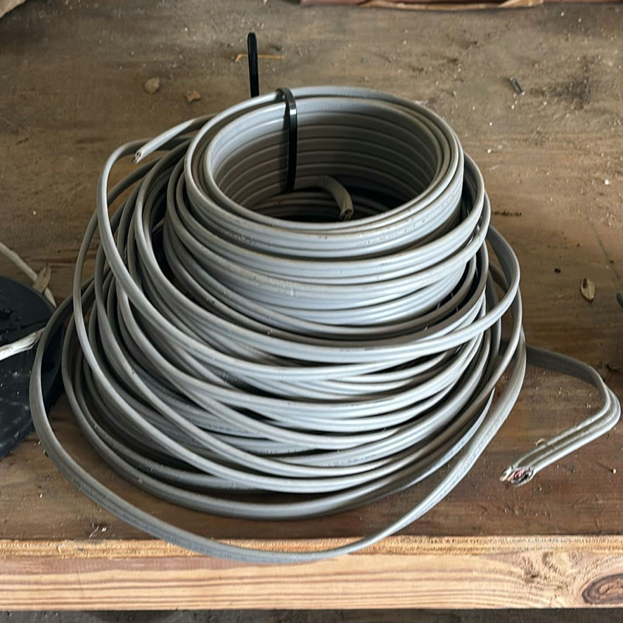 Spools of wire (various types) - image 4 of 6