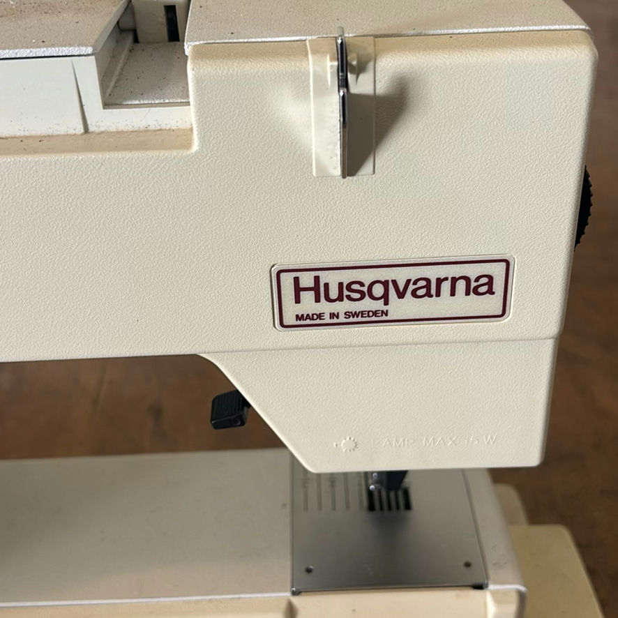 Husqvarna Viking Classica 100 sewing machine with dust cover and workshop vise - image 3 of 8