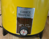 Assorted vintage bakeware and kitchen appliances - thumbnail 10 of 10