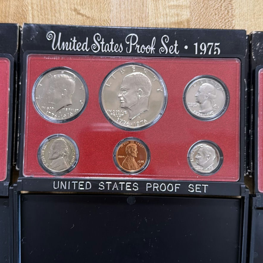 United States Proof Sets (1974–1976) - image 3 of 9