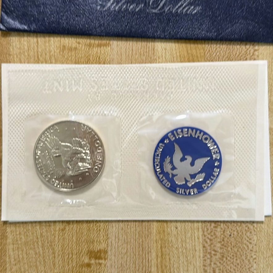 1974 United States Proof Set and Eisenhower Coin Collection - image 3 of 6