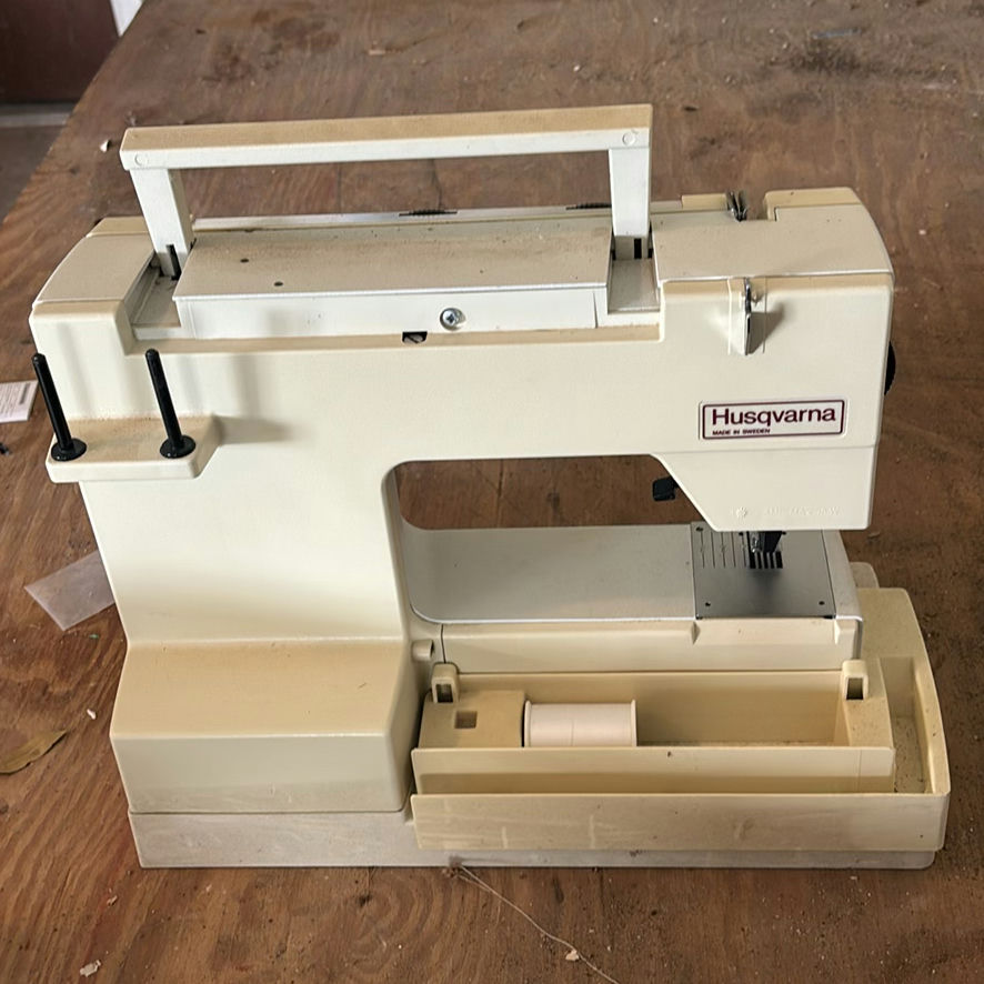 Husqvarna Viking Classica 100 sewing machine with dust cover and workshop vise - image 2 of 8