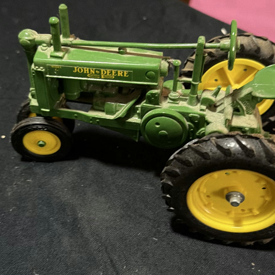 Assorted toy tractors - image 6 of 6