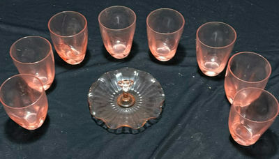Pink glassware with pedestal dish and tumblers - Image 1 of 6