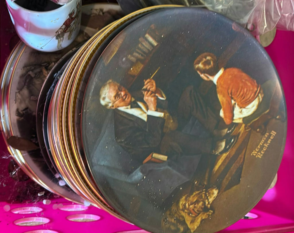 Norman Rockwell decorative plates collection - image 3 of 15