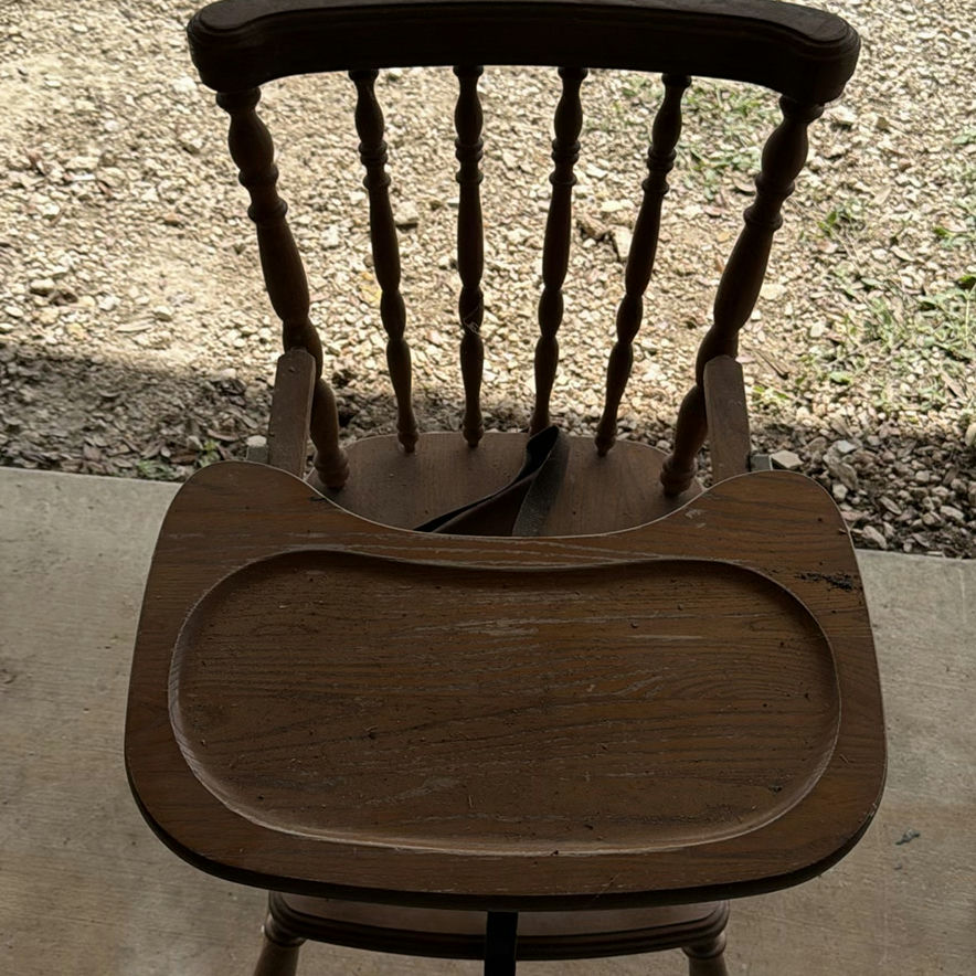 Wooden baby high chair with detachable tray - image 2 of 6