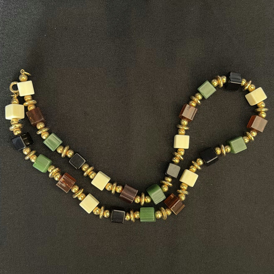 Assorted Jewelry and Accessories - image 5 of 7