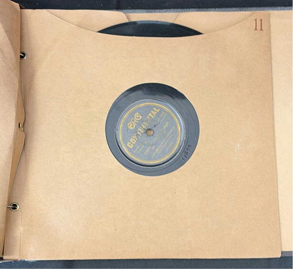 Binder of vintage 78 RPM vinyl records with index - image 12 of 12