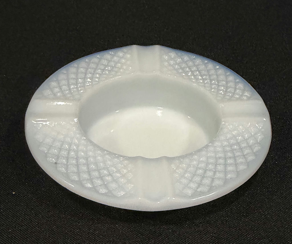 White Milk Glass Ashtrays - image 5 of 6