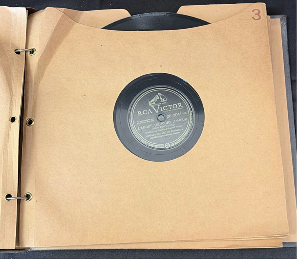 Binder of vintage 78 RPM vinyl records with index - image 4 of 12