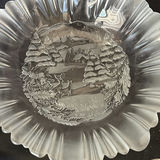 Assorted etched and decorative glass bowls and dishes - thumbnail 3 of 5