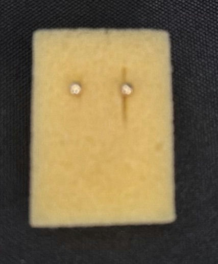 Assorted Jewelry and Accessories - image 4 of 7