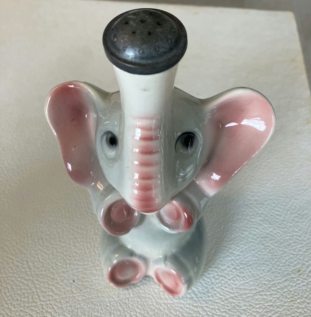 Ceramic Elephant-Shaped Shaker - image 2 of 4