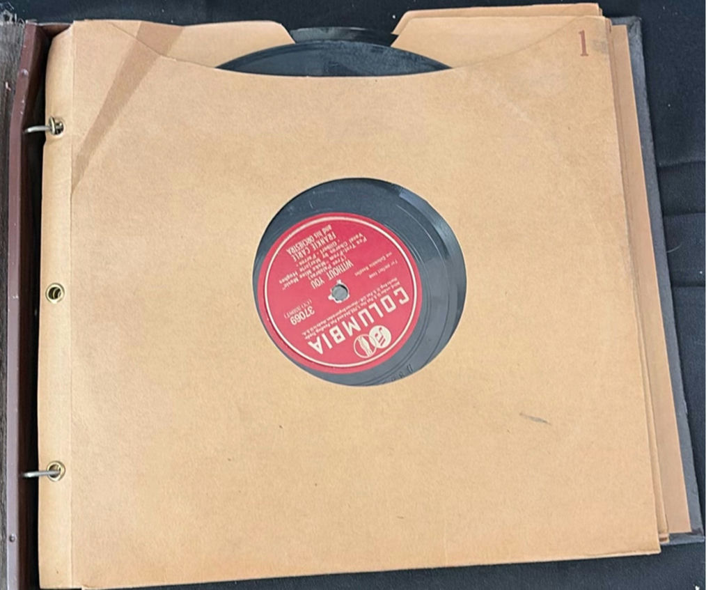 Binder of vintage 78 RPM vinyl records with index - image 2 of 12