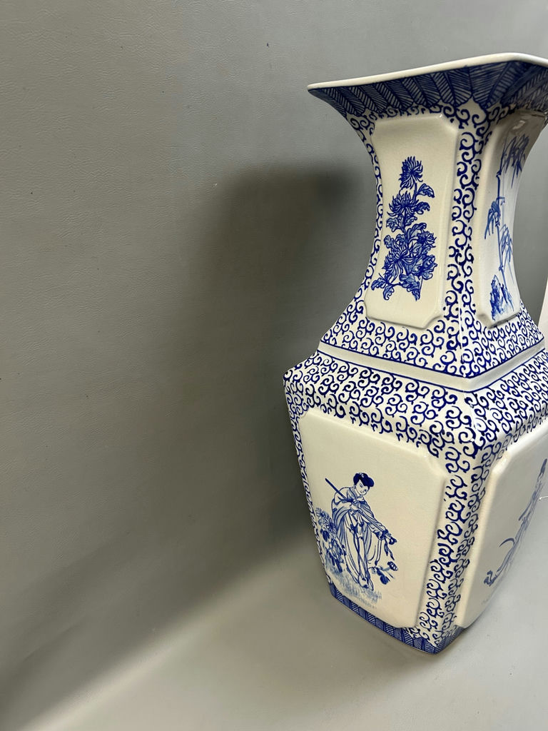 Vintage Large Asian Blue and White Vase - image 6 of 6