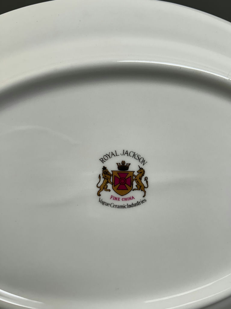 Vogue "Royal Jackson" Fine China - image 5 of 6