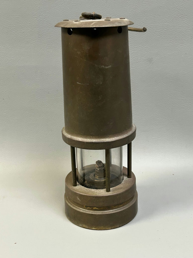 Vintage Authentic Sailing Wear SL Brass Safety Lamp  - image 4 of 6