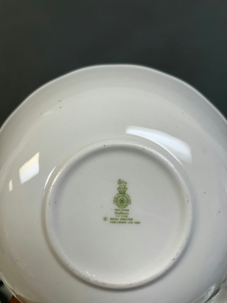 Royal Doulton Majestic Collection China - image 2 of 9