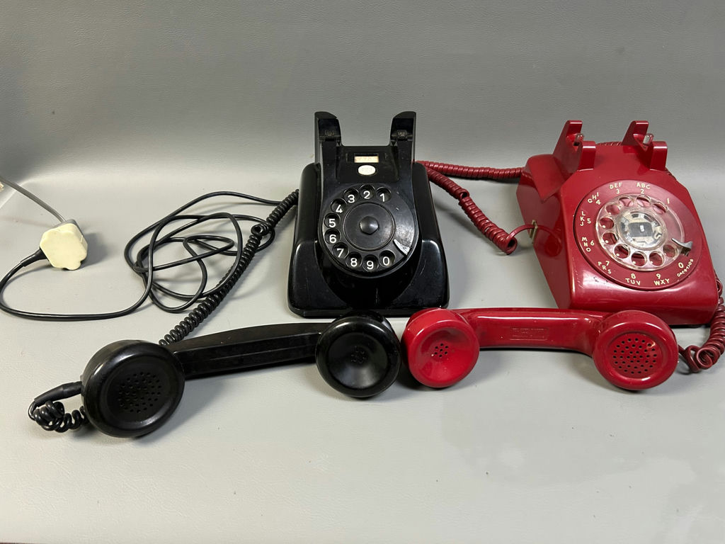 Vintage Black & Red Rotary Phones 2 - image 3 of 7