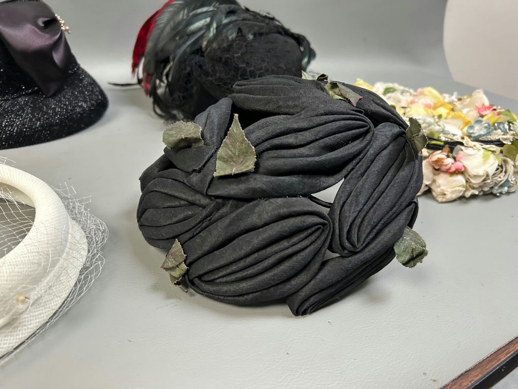 Vintage Women Fashion Hats  - image 9 of 15