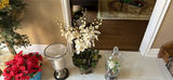 Floral Arrangements with Decorative Vases and Accessories - thumbnail 3 of 4