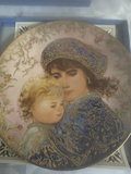 Edna Hibel Mother's Day Plates by Knowles China - thumbnail 11 of 22
