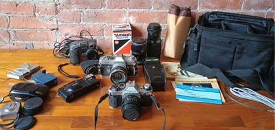 Vintage cameras - Image 1 of 13