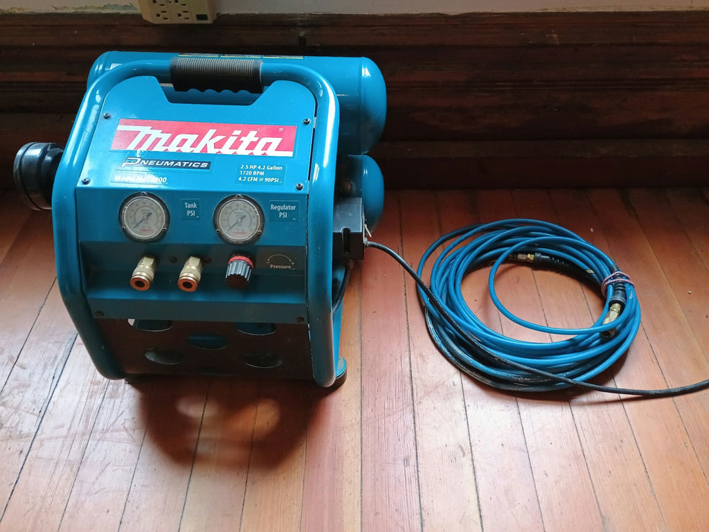 Makita MAC2400 Portable Air Compressor with Hose - image 1 of 3