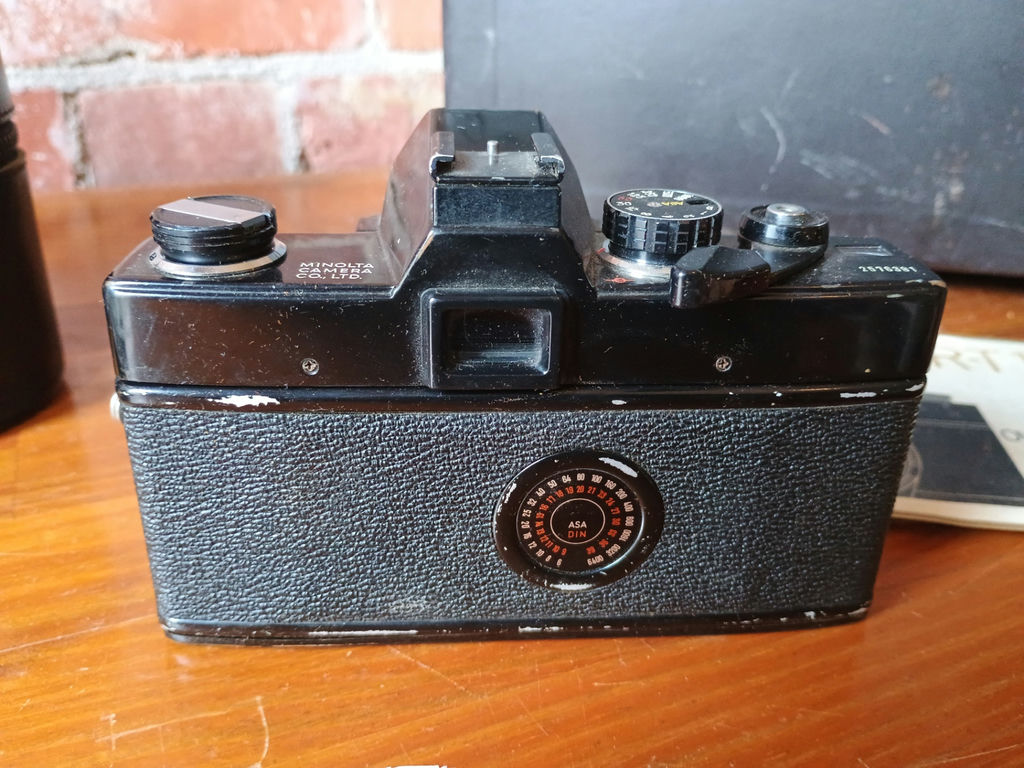 Vintage camera and more - image 3 of 8