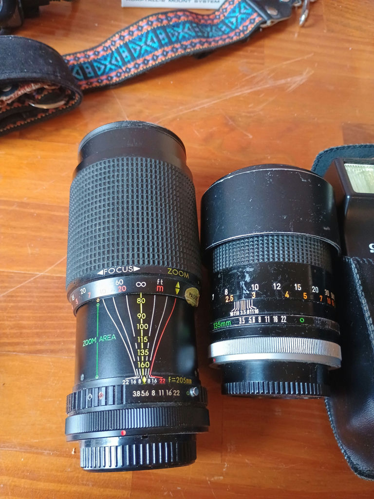 Vintage cameras - image 8 of 13