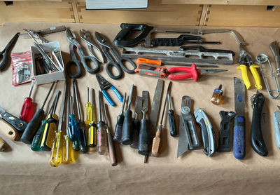 Assortment of small Hand Tools - Image 1 of 7