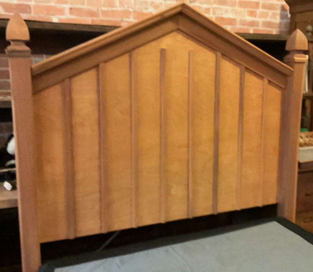 Cathedral Style Cherry Wood Veneer Queen Bed - image 2 of 4
