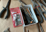 Assortment of small Hand Tools - thumbnail 6 of 7