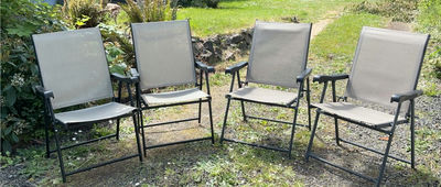 4 Folding Patio Chairs - Image 1 of 4