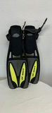 Women's wet suit, fins, gloves, flippers, etc. - thumbnail 7 of 9