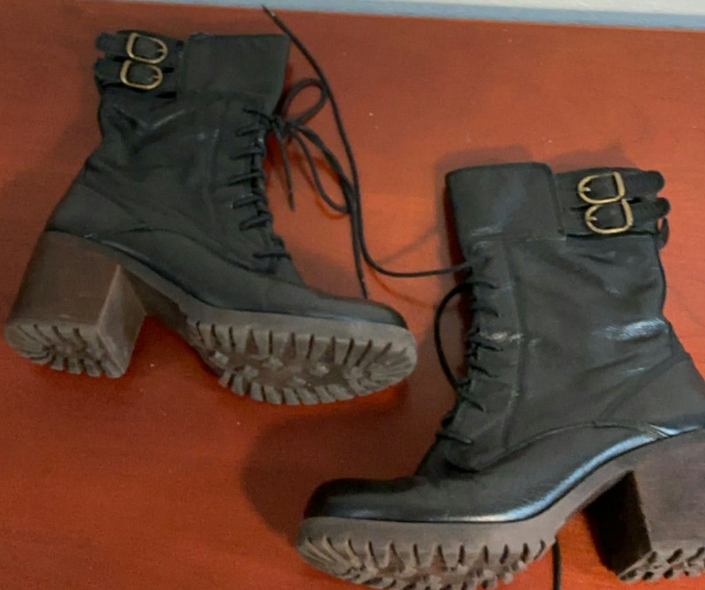 Lucky Brand, Black Leather Boots 8.5 - image 3 of 3