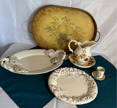Fruit-motif ceramic serveware set - Image 1 of 5