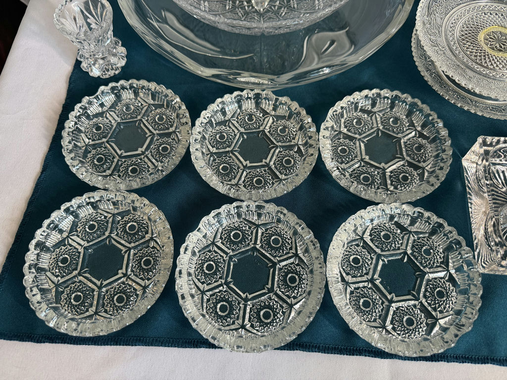 Crystal glassware collection - image 3 of 12
