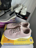 Assorted sneakers and boots, Womens' size 6 1/2-7 - thumbnail 5 of 6