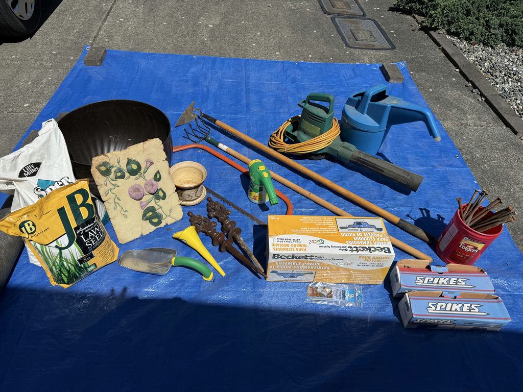 Garden tools, irrigation gear, seed packets and pond kit - image 2 of 7