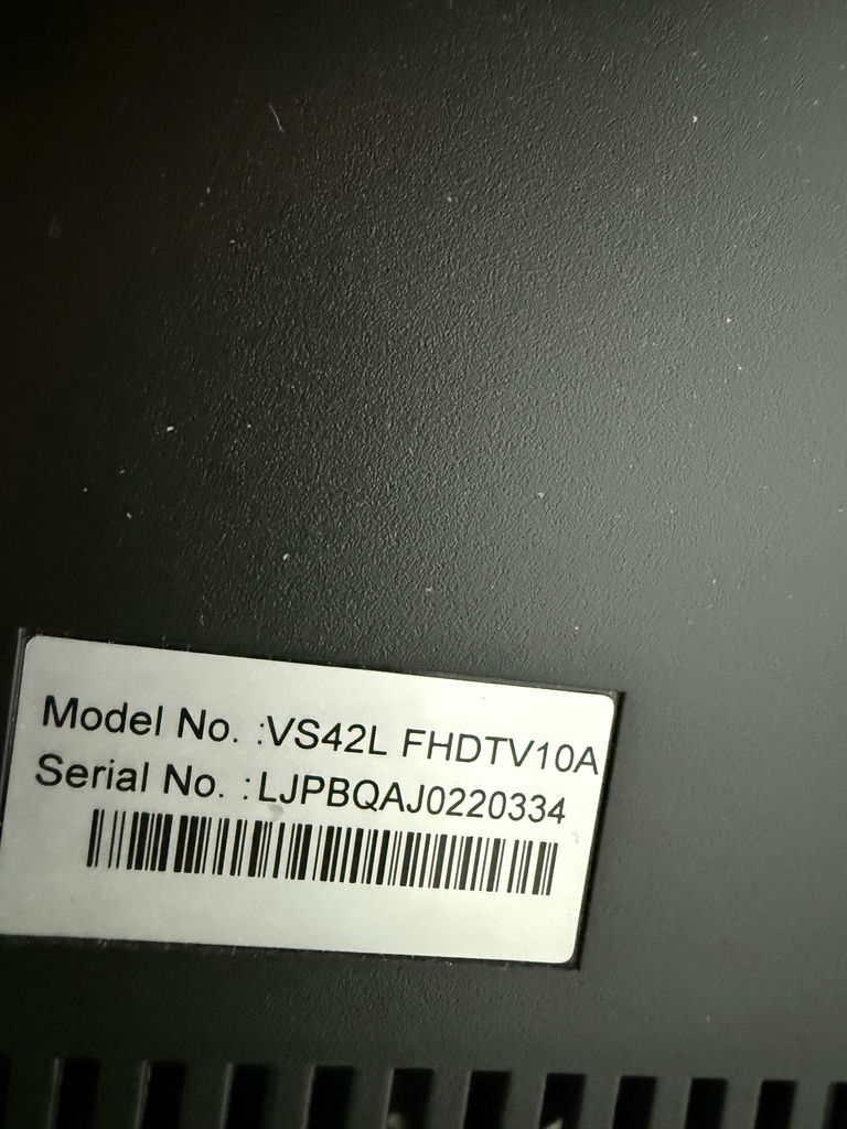 Vizio 42-inch LCD HDTV with glass TV stand - image 5 of 11