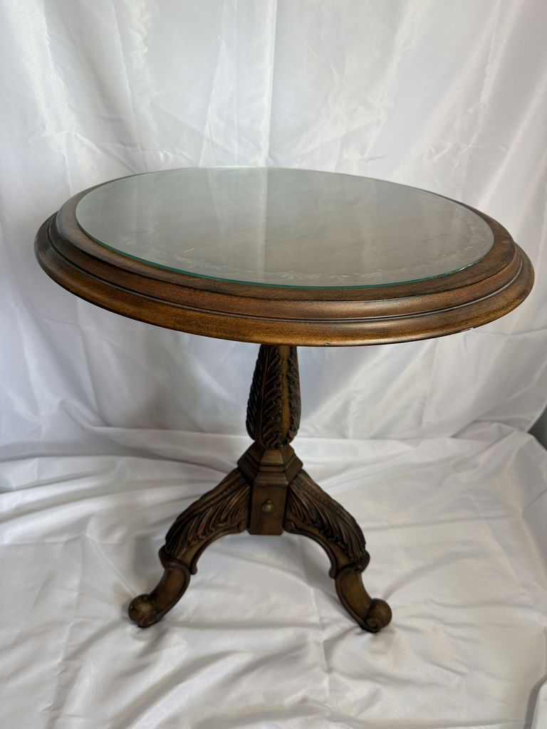 Antique-style pedestal table and decorative wire basket - image 2 of 6