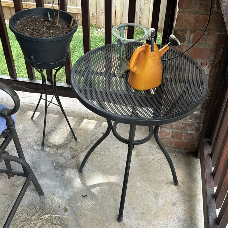 Outdoor metal furniture and decor collection - image 2 of 6