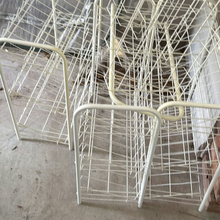 Set of white metal wire storage racks - image 2 of 4