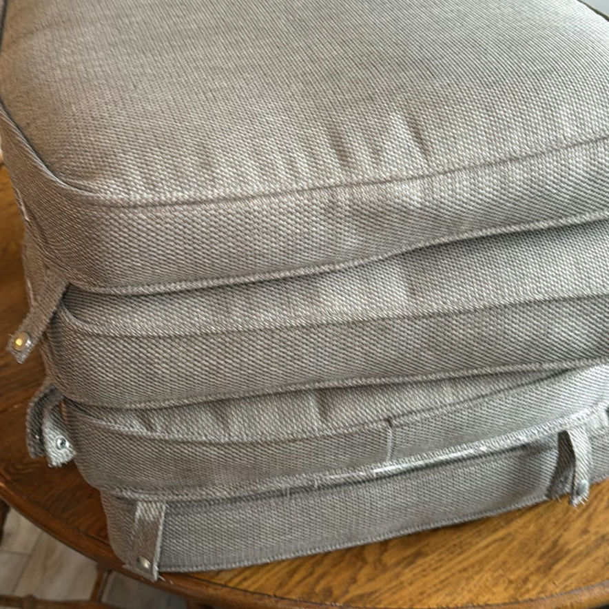 Gray fabric bags and decorative candle holder with tealights - image 2 of 8