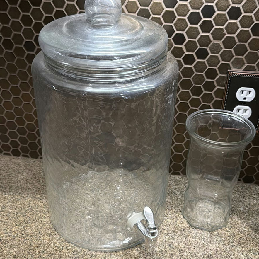 Glass dispenser, seed bottle, planter, baskets, plate, and jars - image 4 of 6