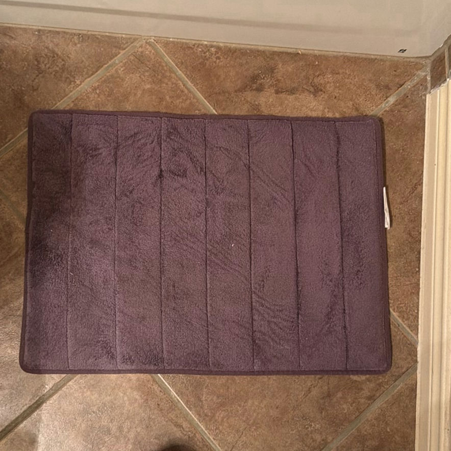 Bathroom items including shower curtain, caddy, brushes, mat, tissue box cover, and decorative grape arrangement - image 5 of 7