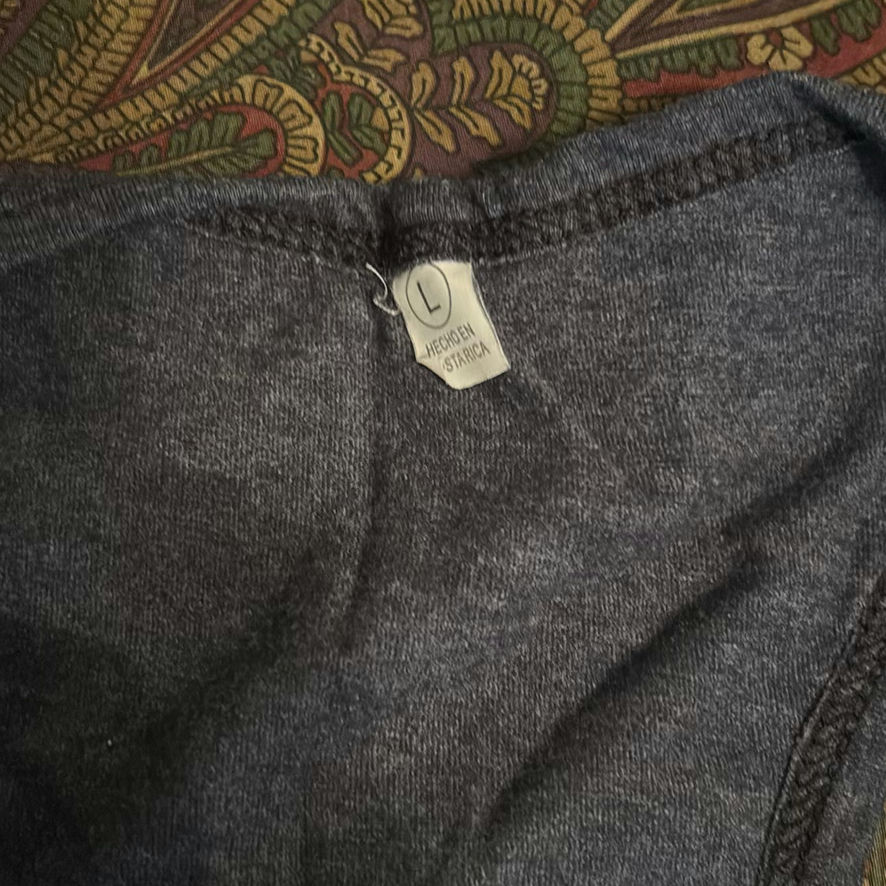 Assorted casual tops and tank tops - image 6 of 9