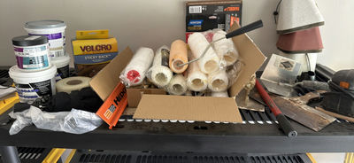 Assorted painting supplies and power tools - Image 1 of 9